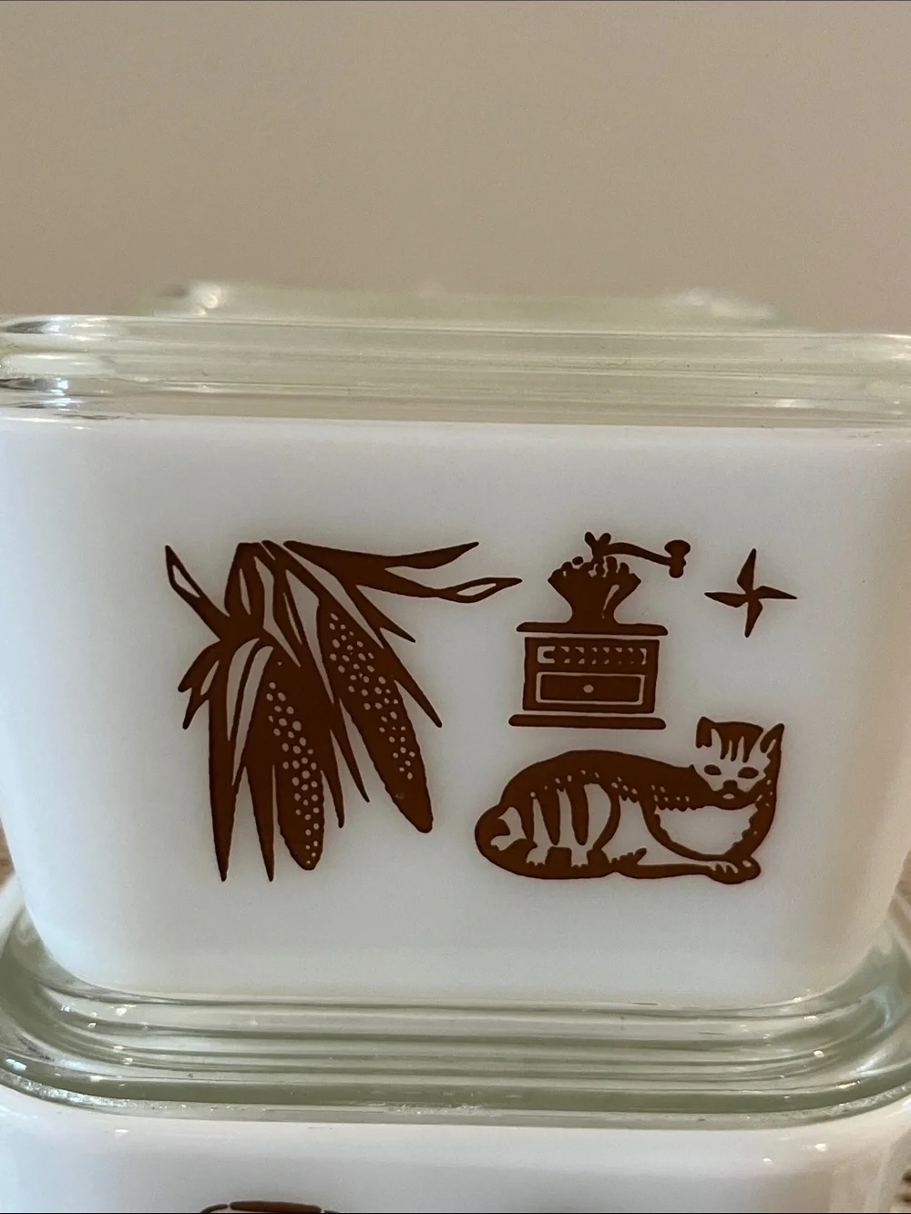 VTG Pyrex Early American White Refrigerator Dish Set of 3 w/ Ribbed Lids 501/502